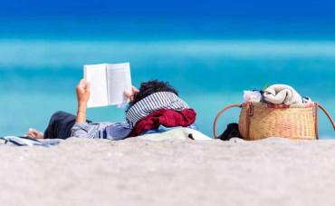 Cinco packs, diez libros y un verano entero para devorarlos